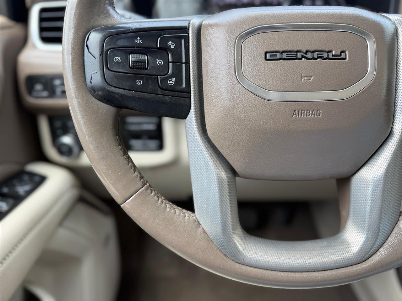 GMC Yukon XL  2021