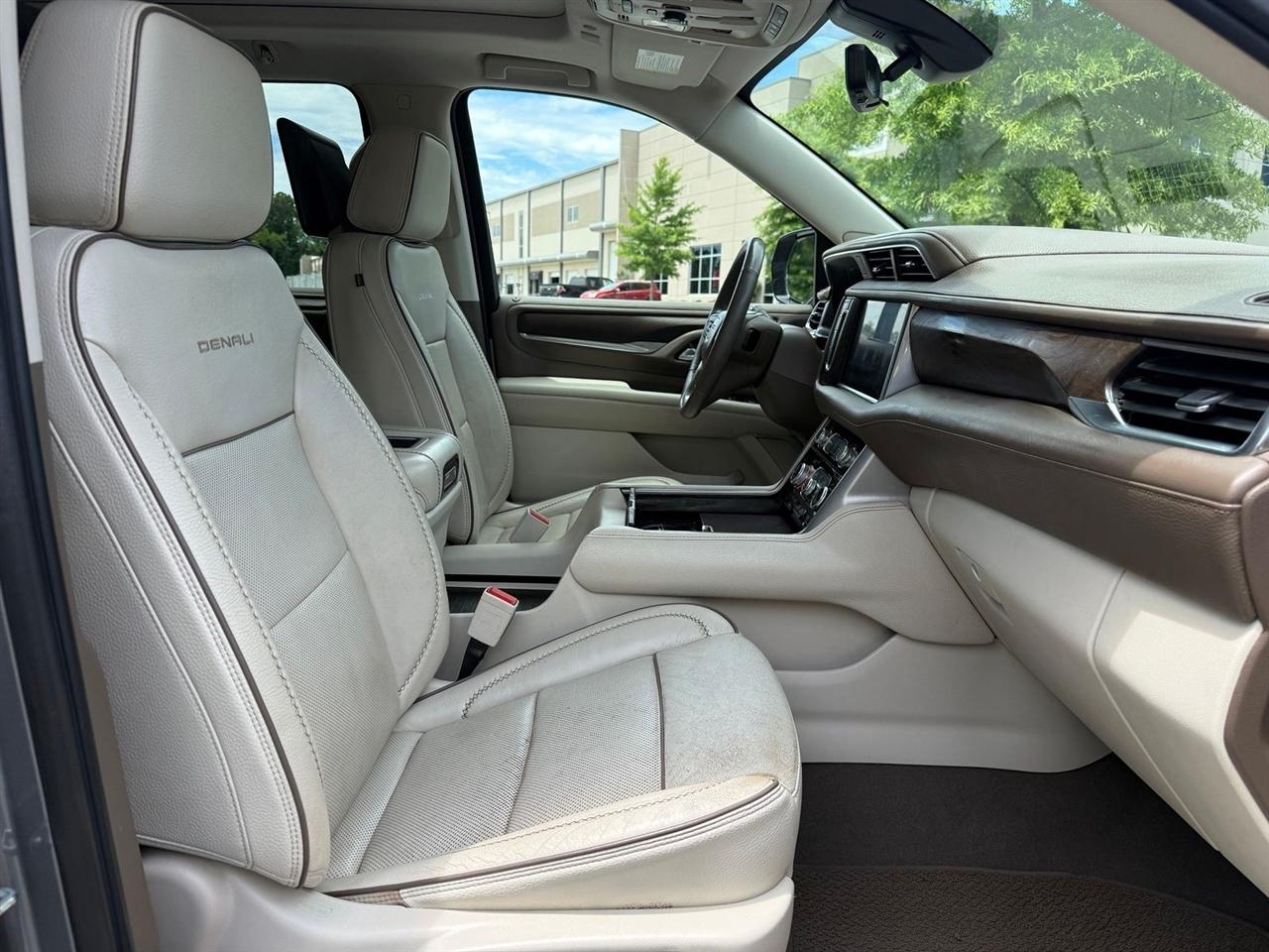 GMC Yukon XL  2021