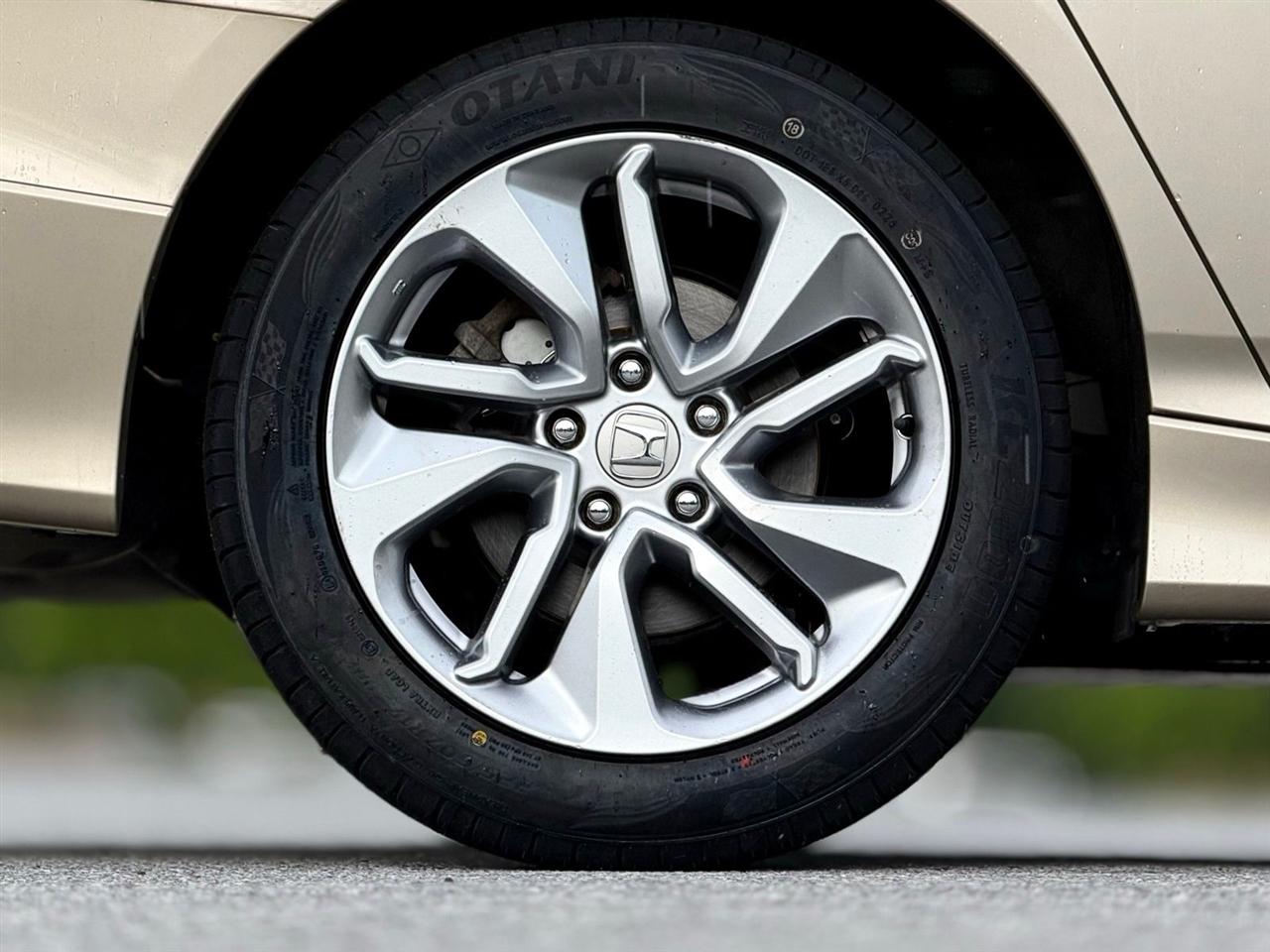 Honda Accord Sedan  2018
