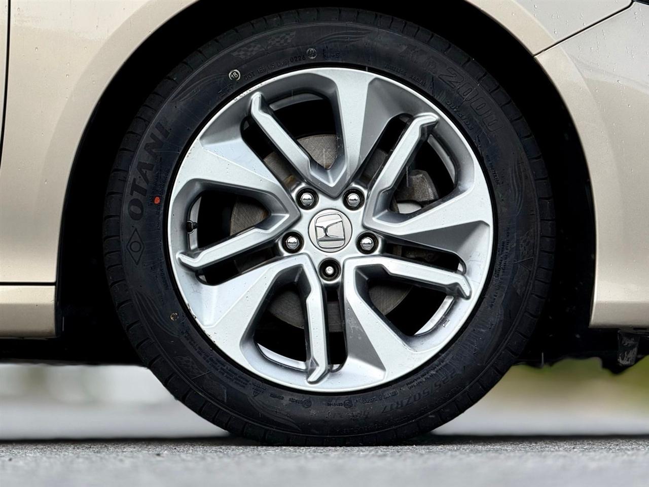 Honda Accord Sedan  2018