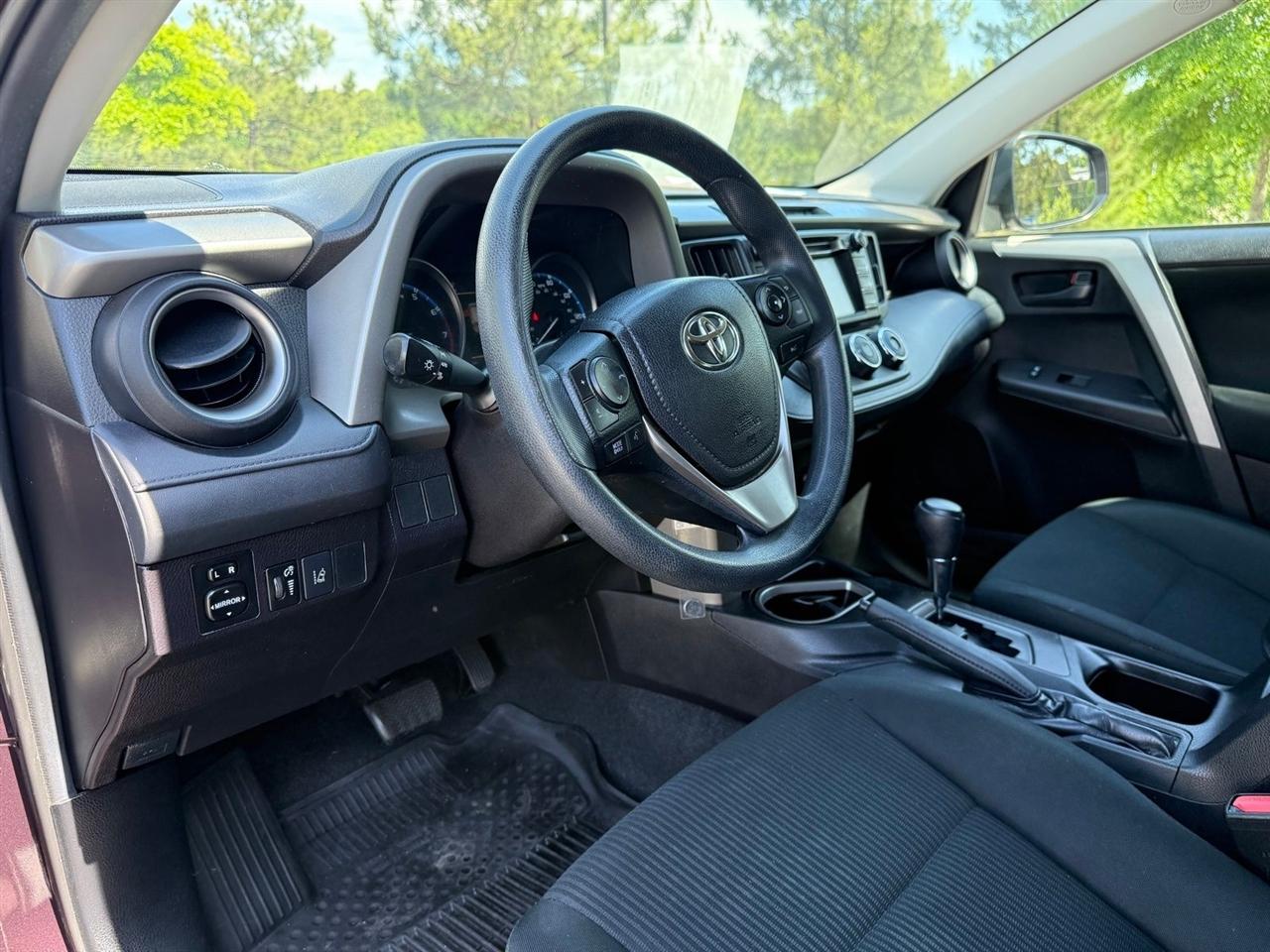 Toyota RAV4  2018