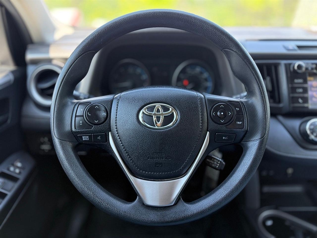 Toyota RAV4  2018