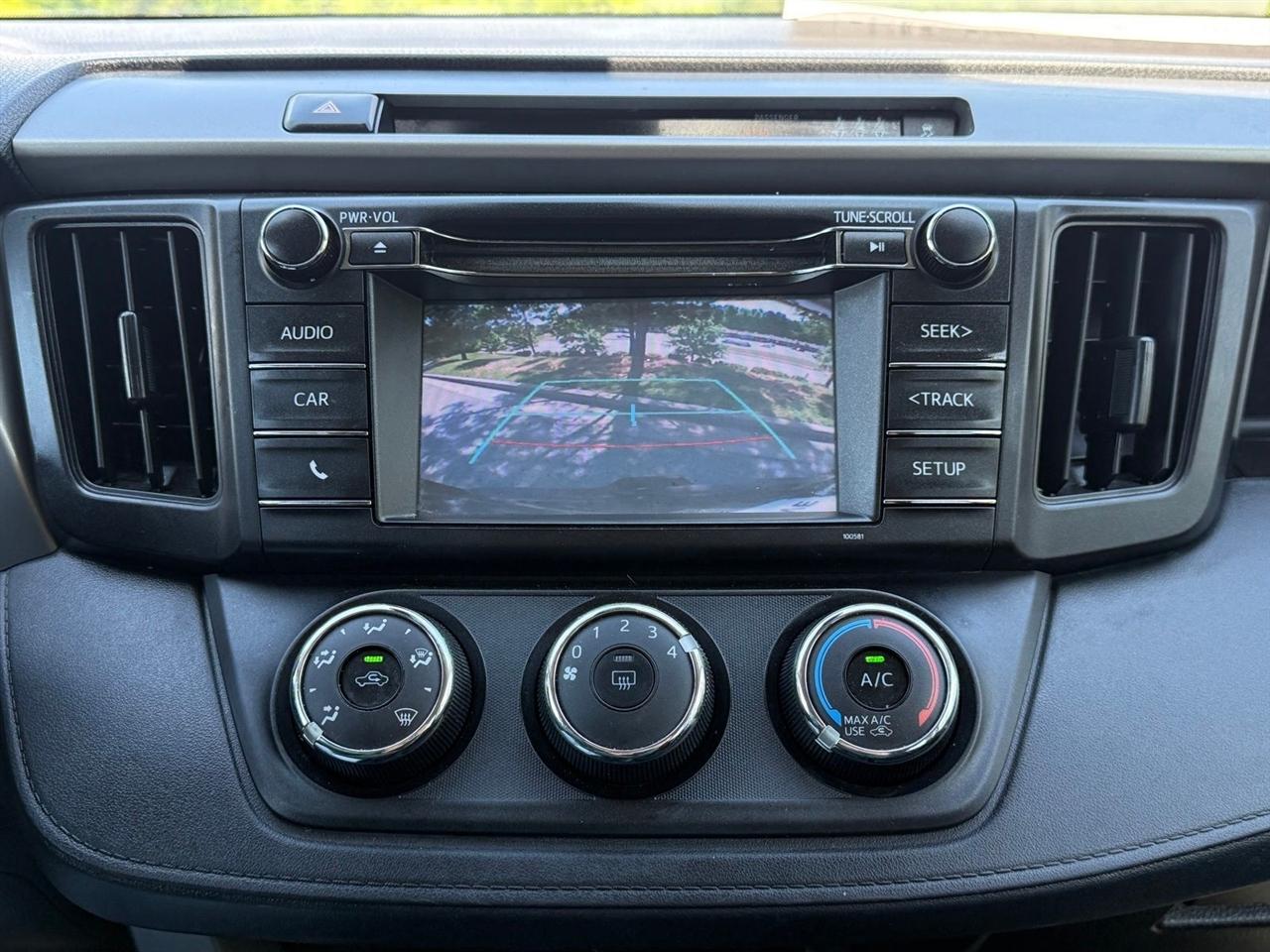 Toyota RAV4  2018