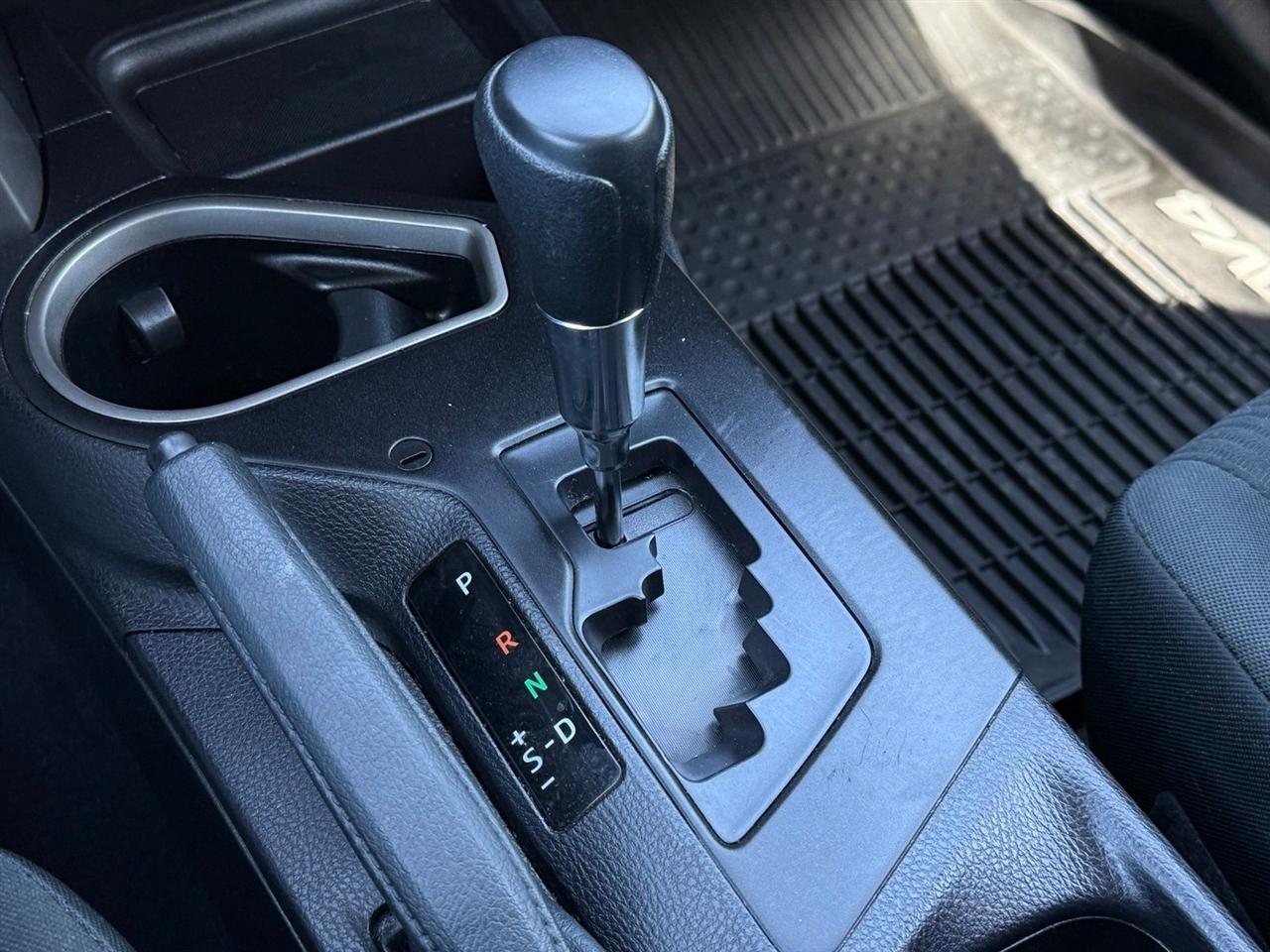Toyota RAV4  2018