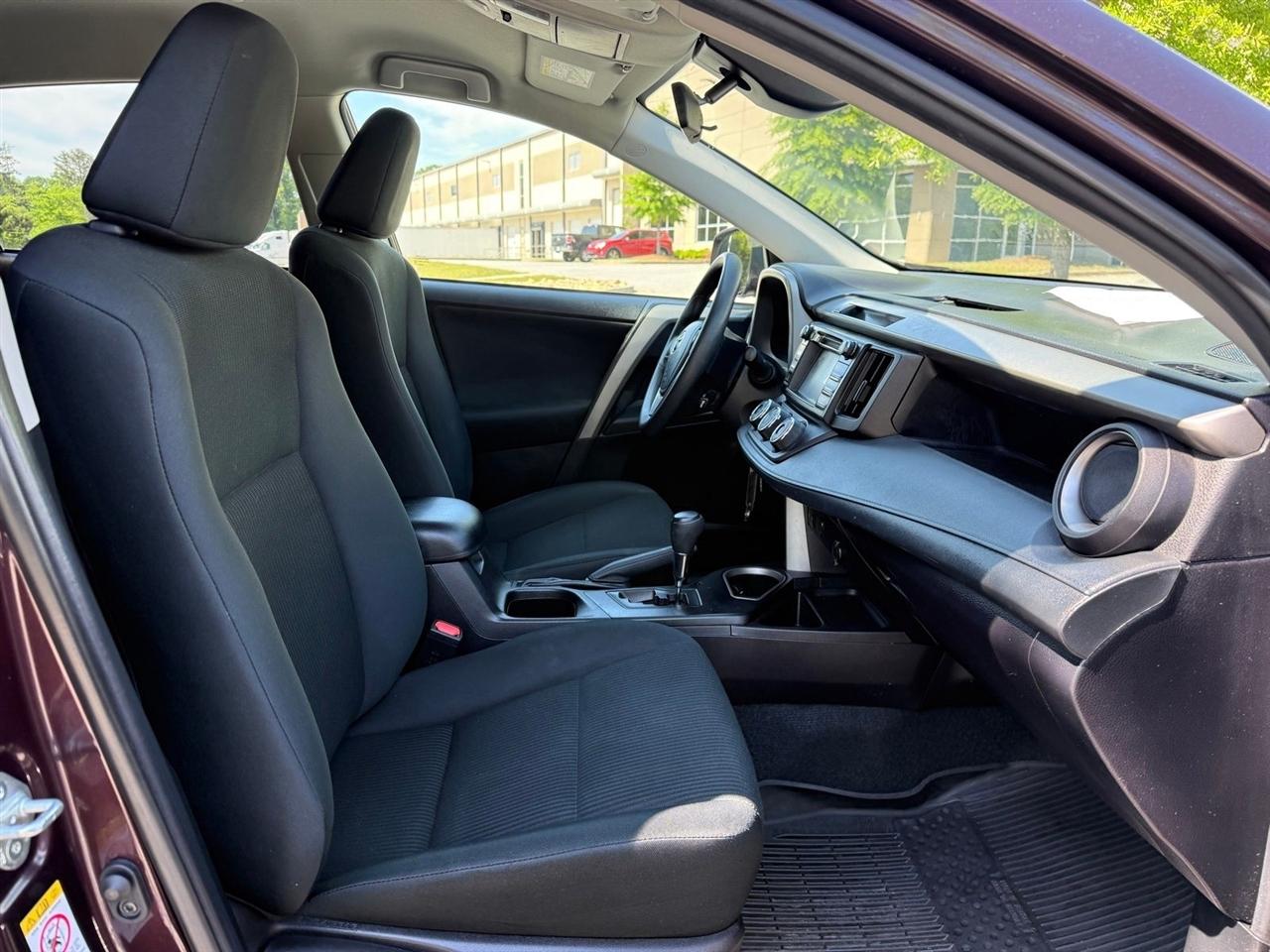 Toyota RAV4  2018