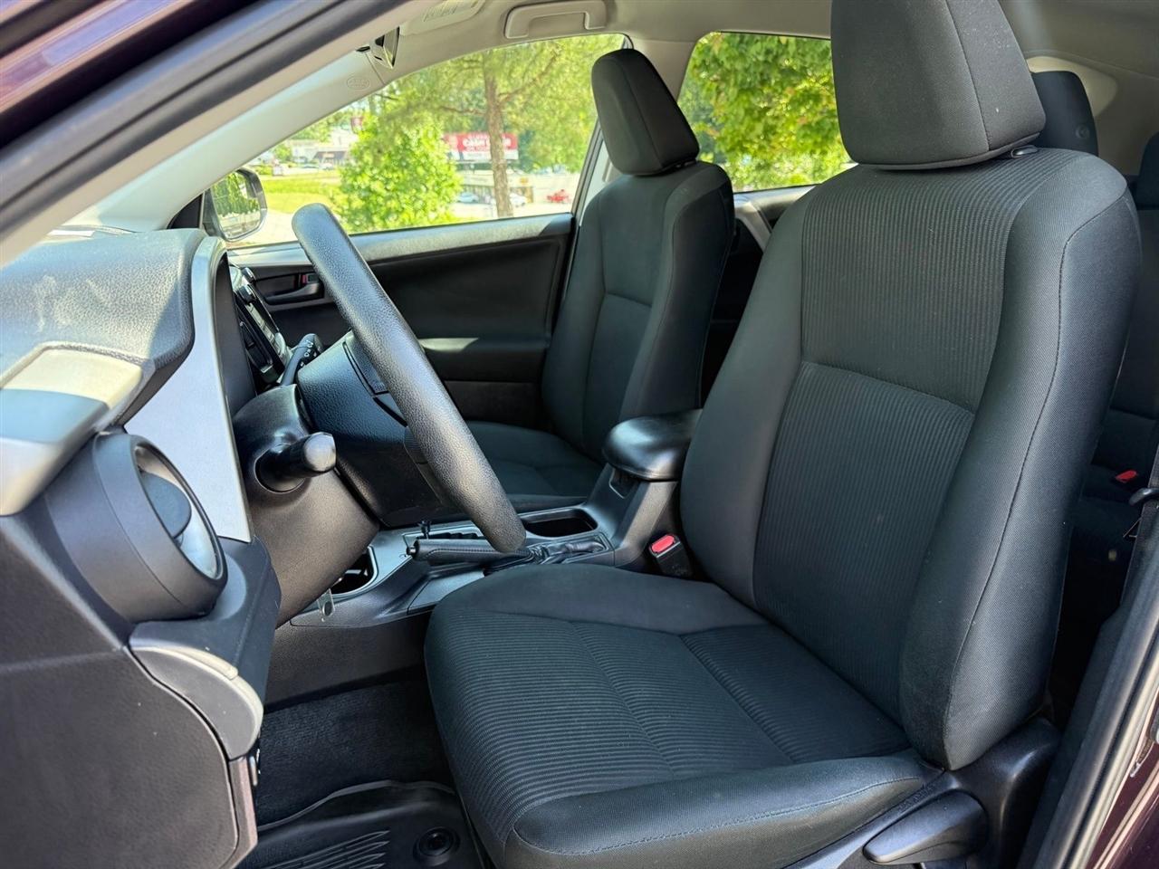 Toyota RAV4  2018