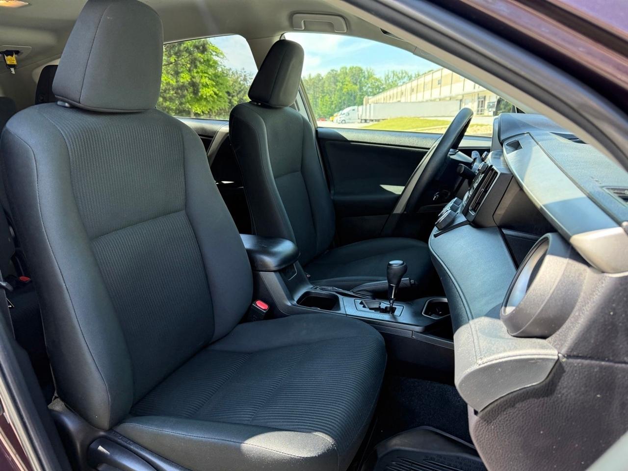 Toyota RAV4  2018
