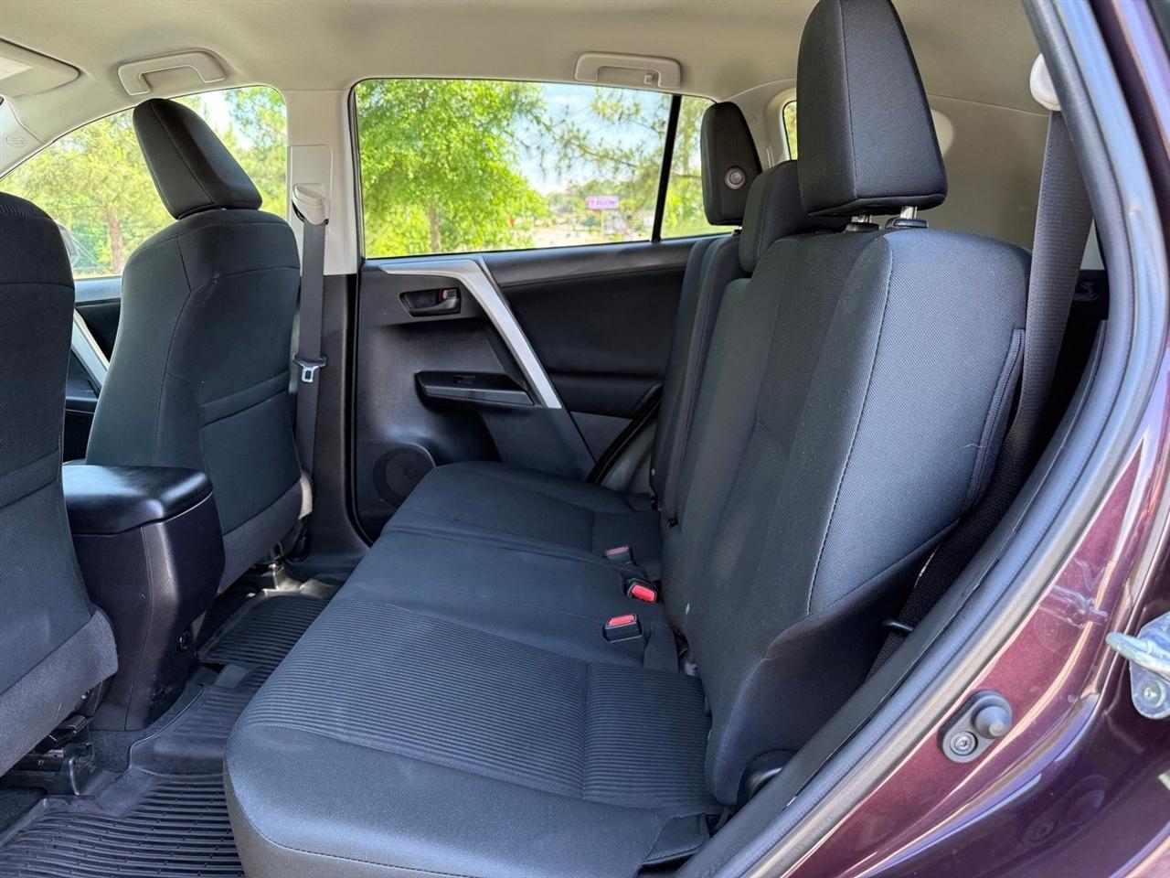 Toyota RAV4  2018