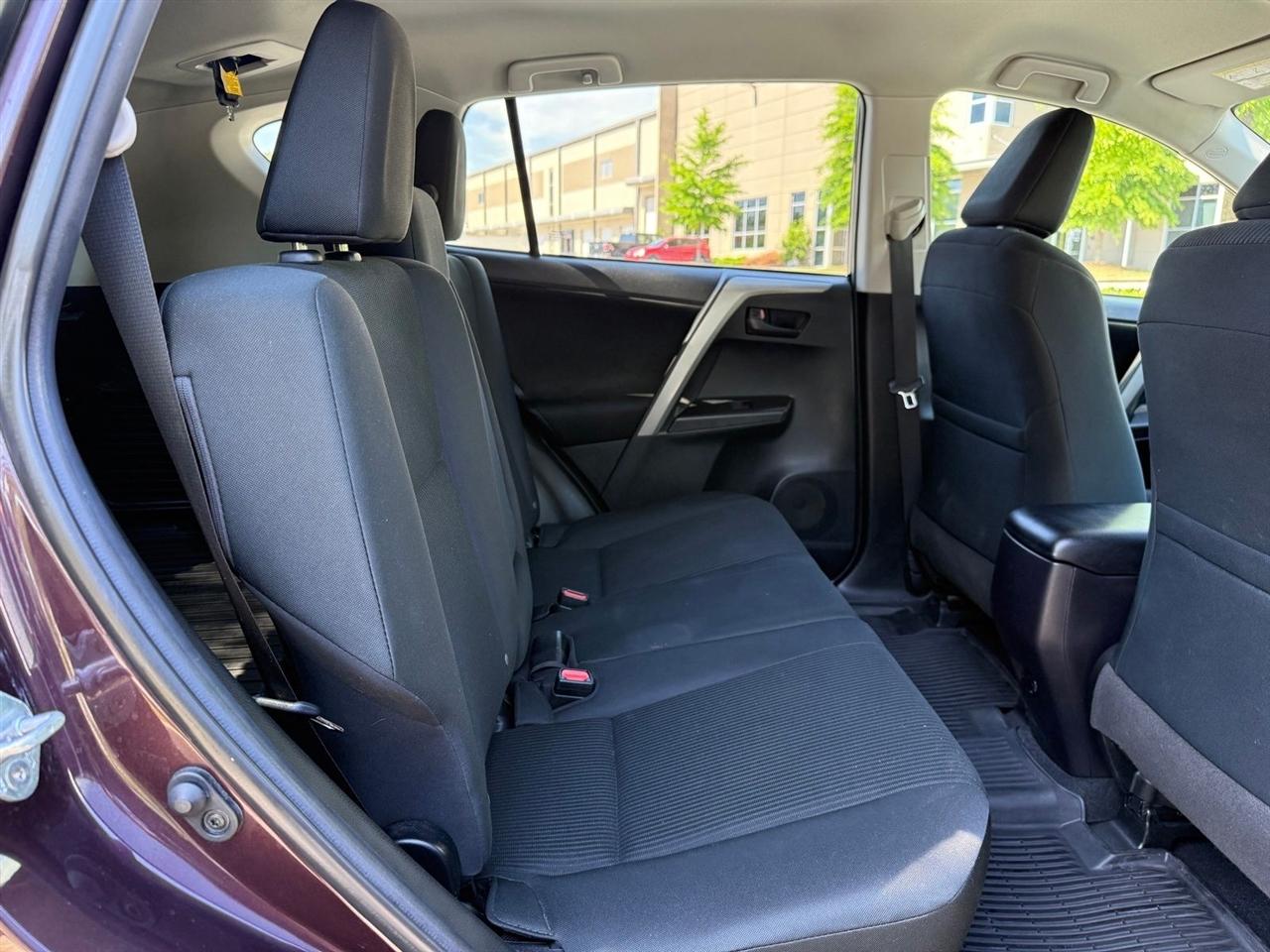 Toyota RAV4  2018