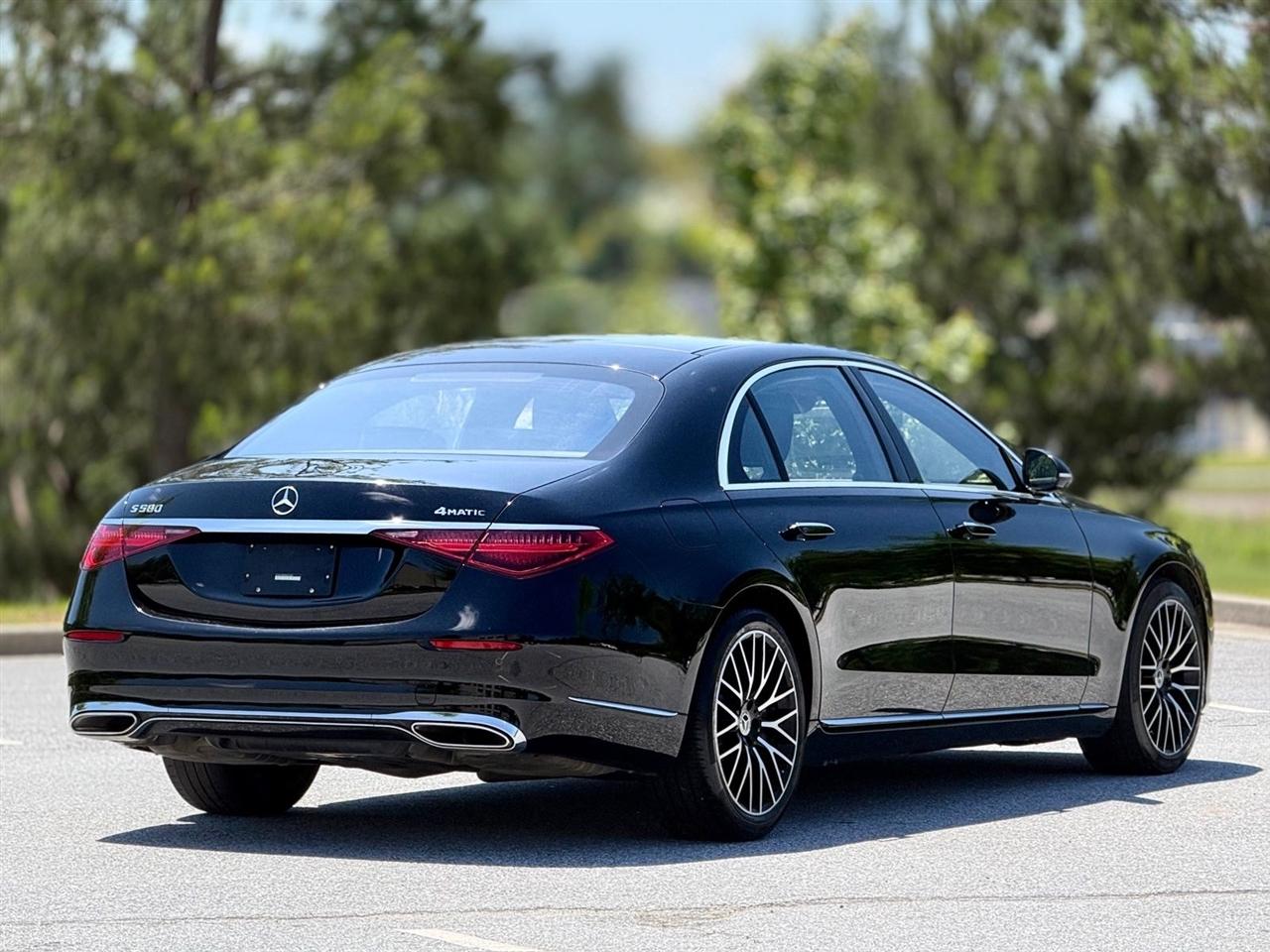 Mercedes-Benz S-Class  2021