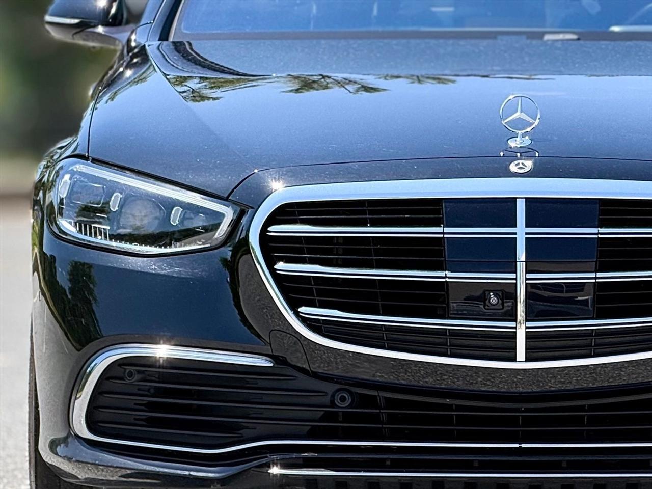 Mercedes-Benz S-Class  2021
