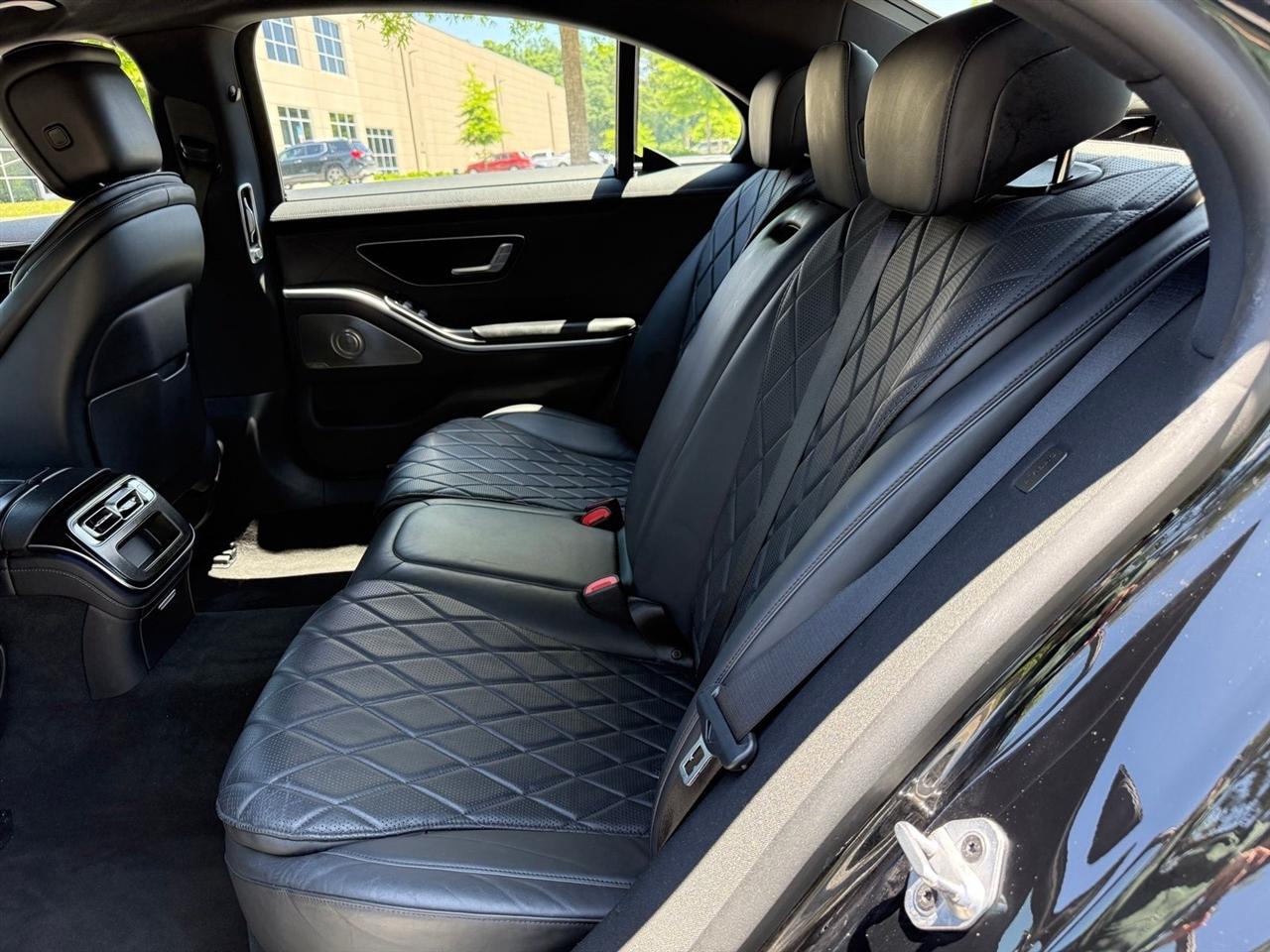 Mercedes-Benz S-Class  2021