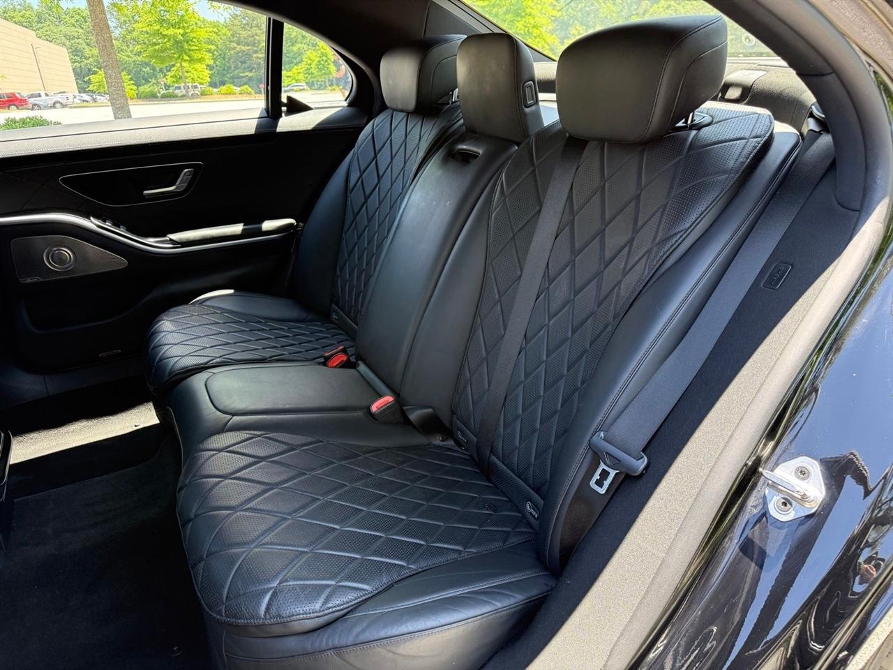Mercedes-Benz S-Class  2021