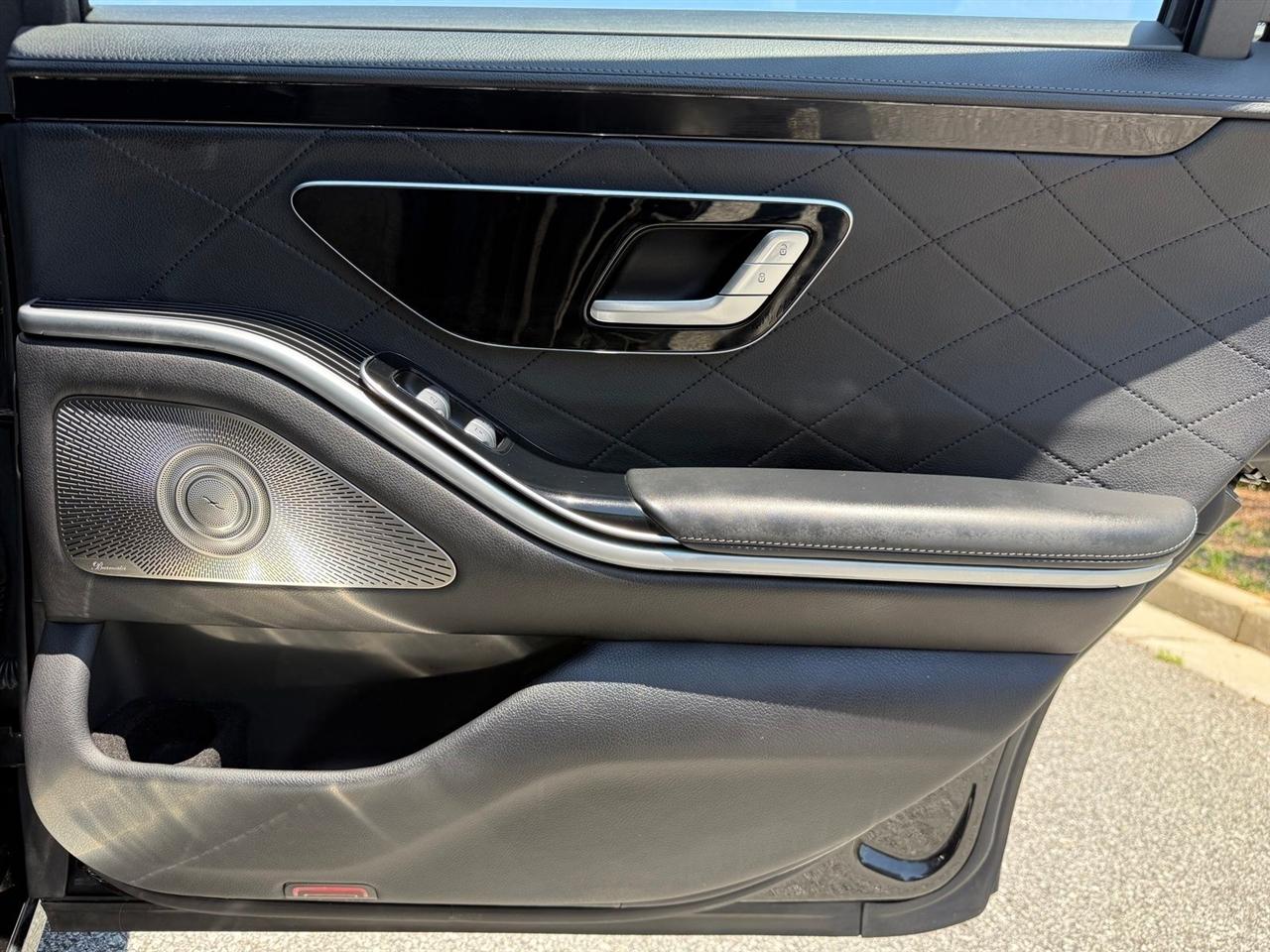 Mercedes-Benz S-Class  2021