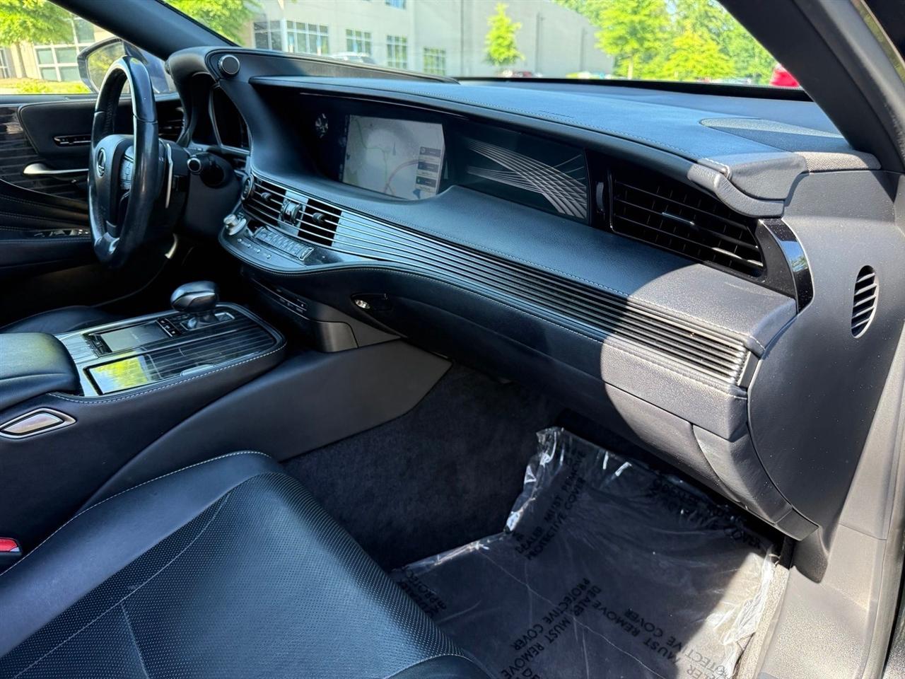 Lexus LS  2018