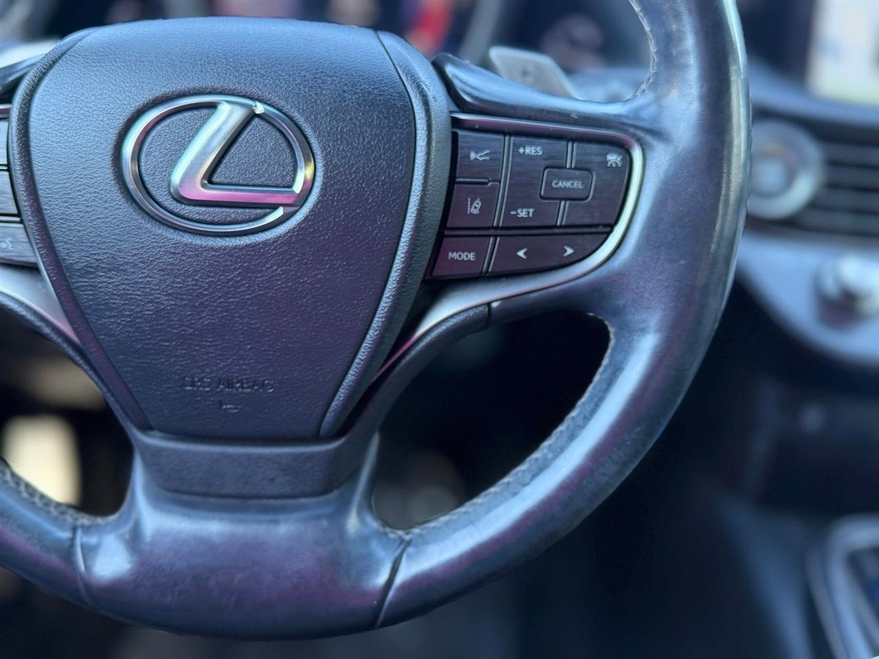 Lexus LS  2018