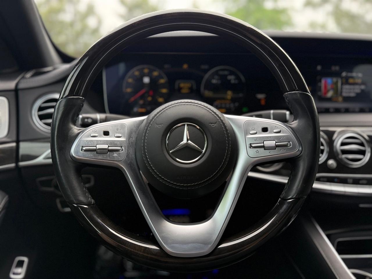 Mercedes-Benz S-Class  2020