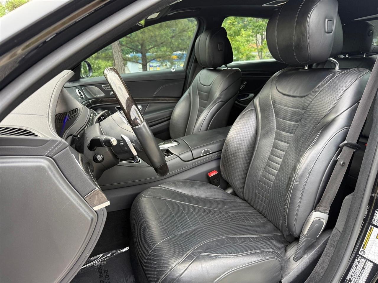 Mercedes-Benz S-Class  2020