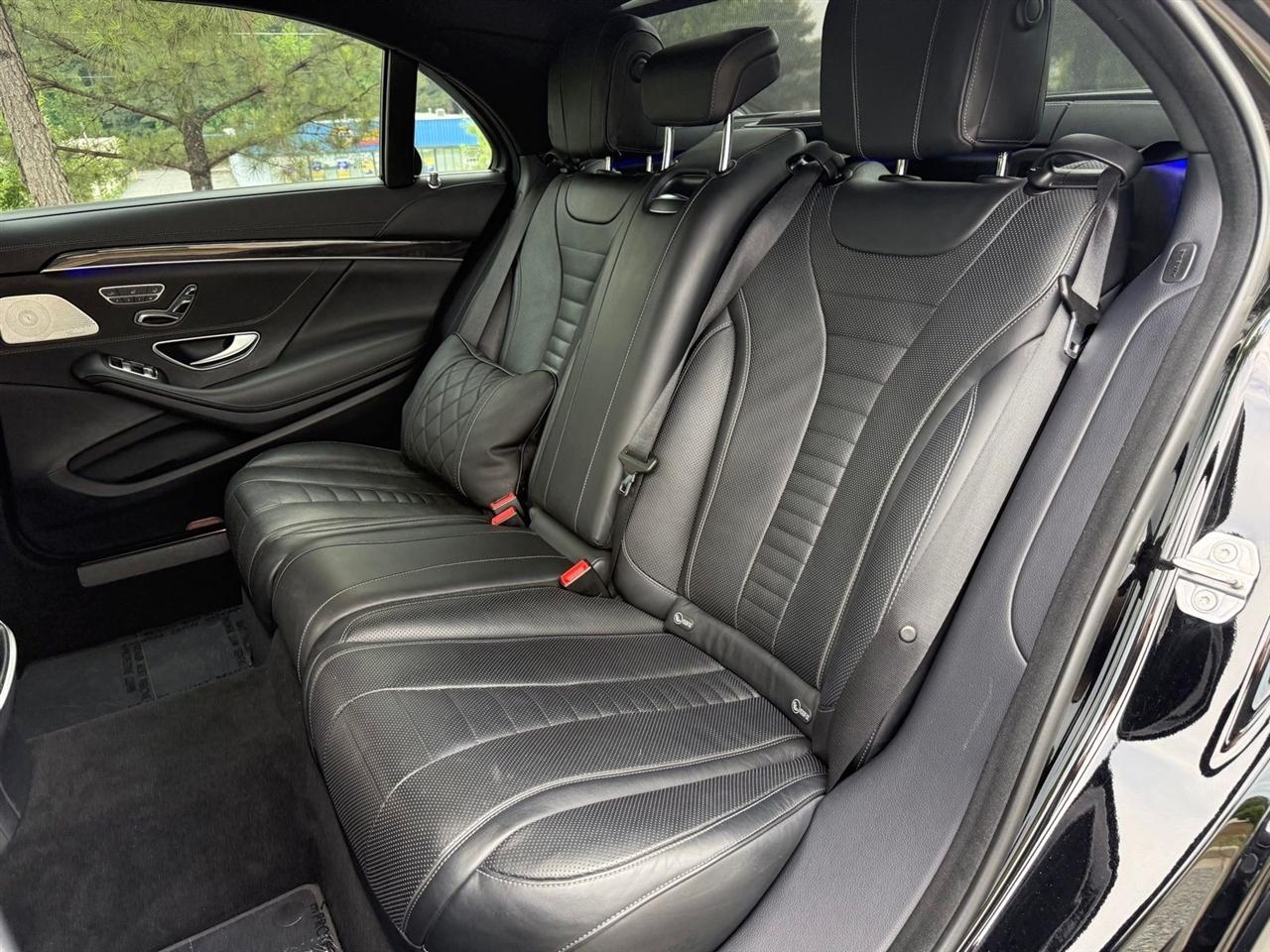 Mercedes-Benz S-Class  2020