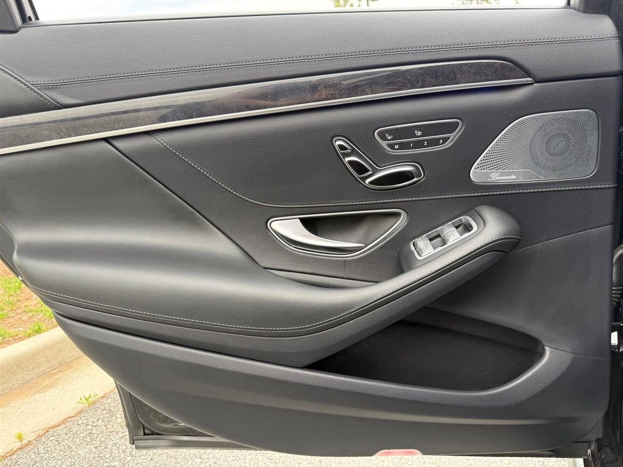 Mercedes-Benz S-Class  2020