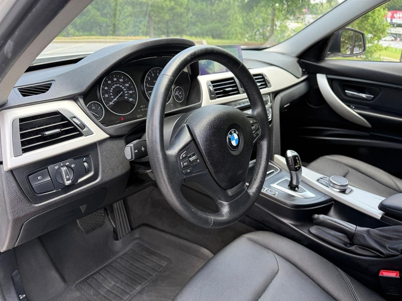 BMW 3 Series  2018