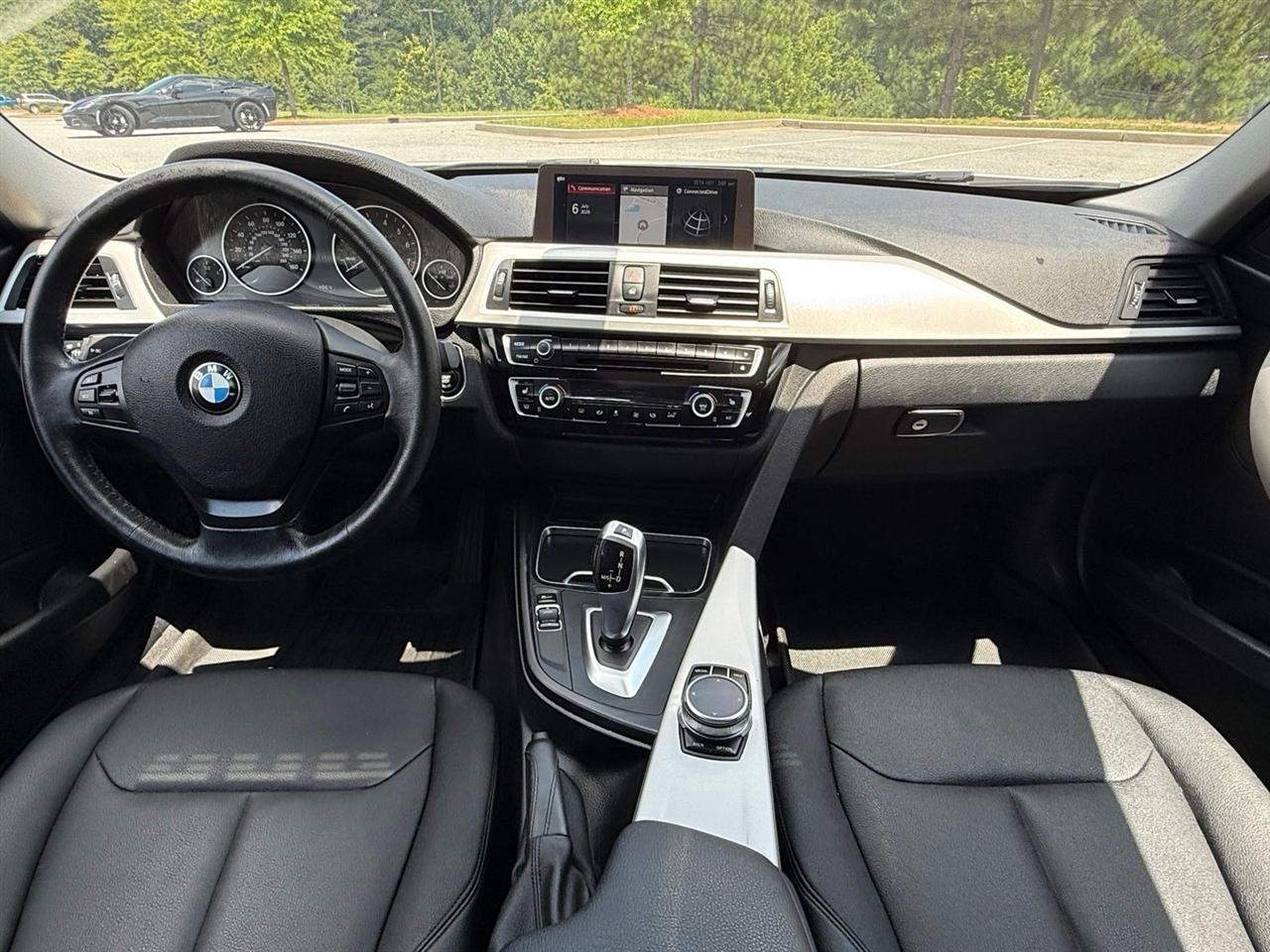 BMW 3 Series  2018