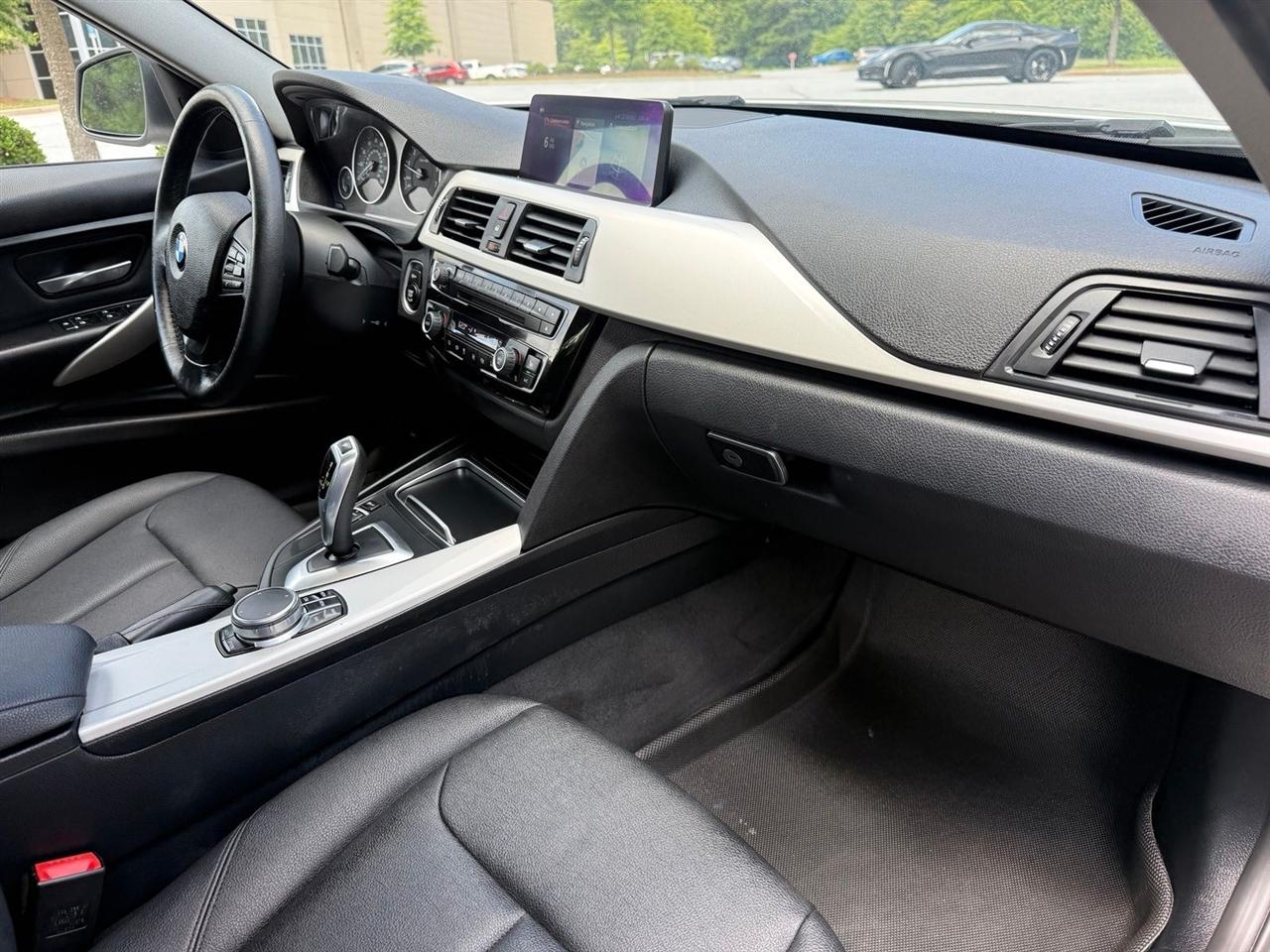 BMW 3 Series  2018