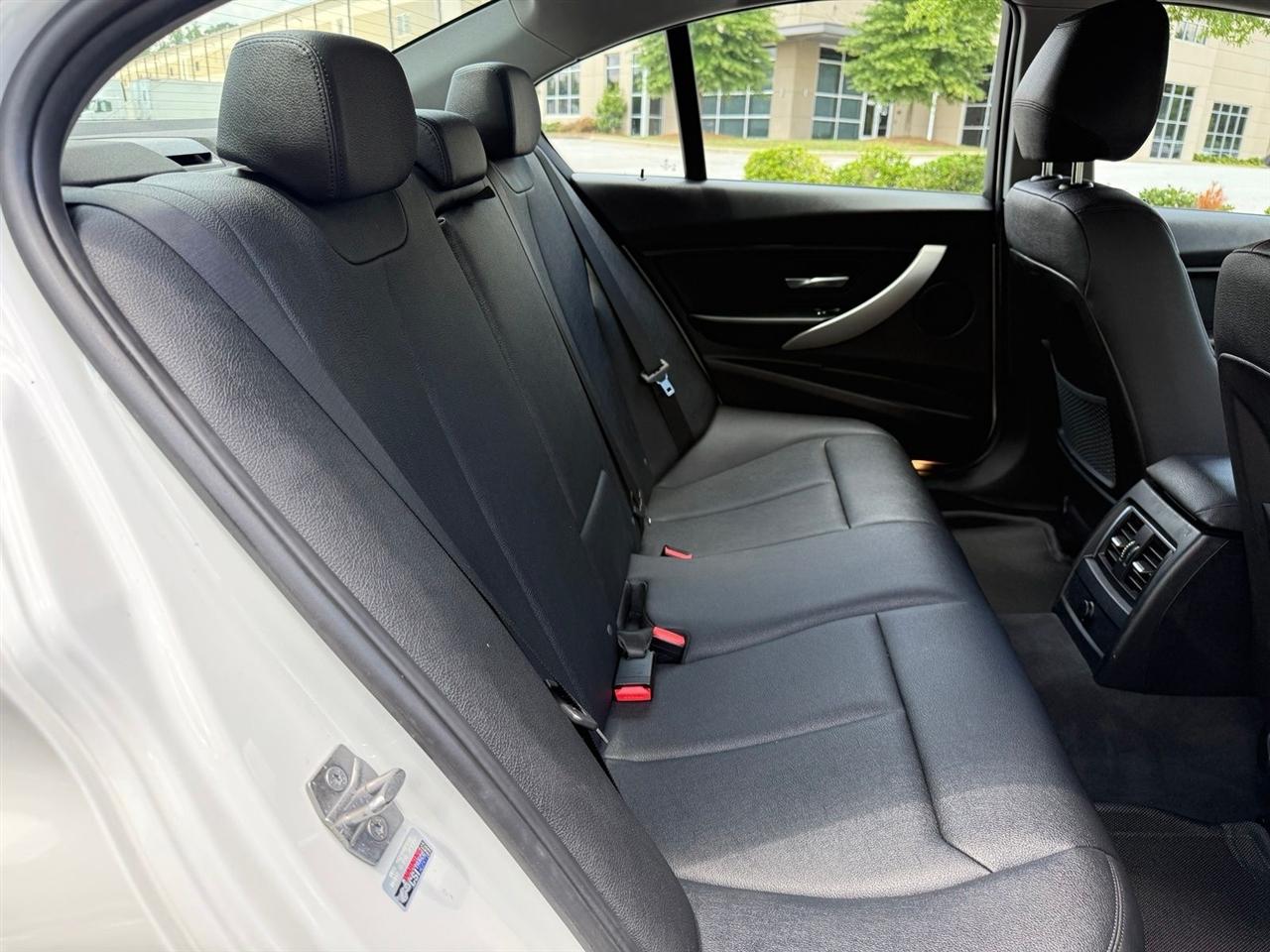 BMW 3 Series  2018