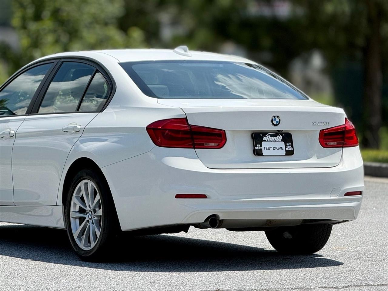 BMW 3 Series  2018