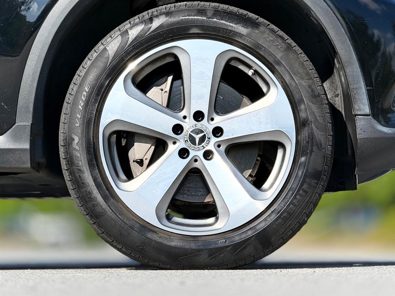 Mercedes-Benz GLC  2019