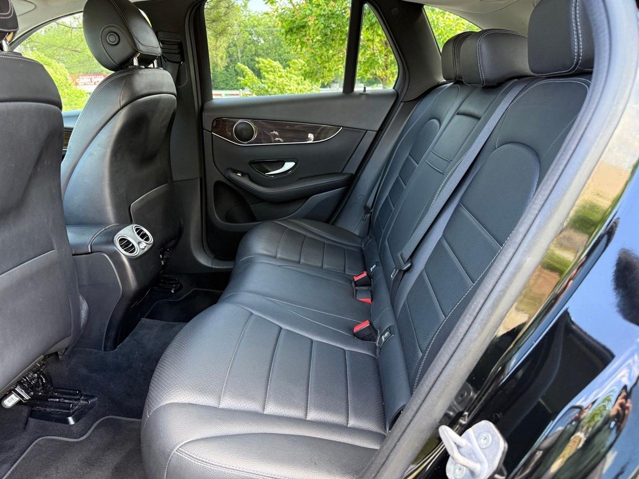 Mercedes-Benz GLC  2019