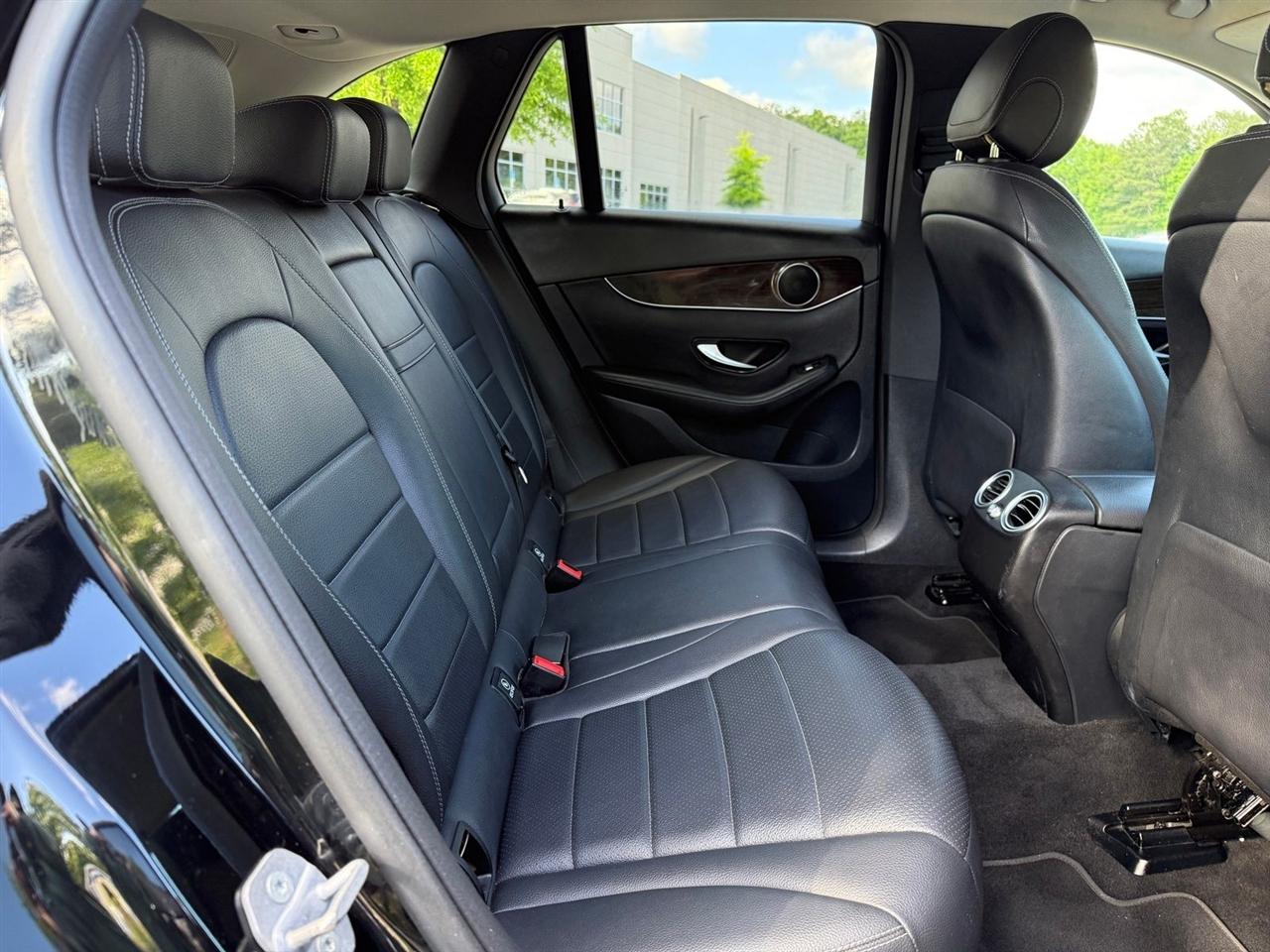 Mercedes-Benz GLC  2019