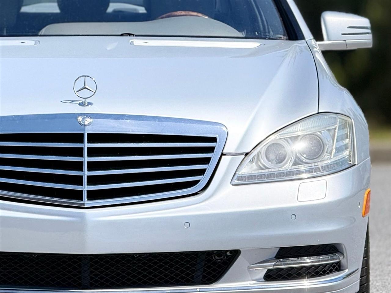 Mercedes-Benz S-Class  2010