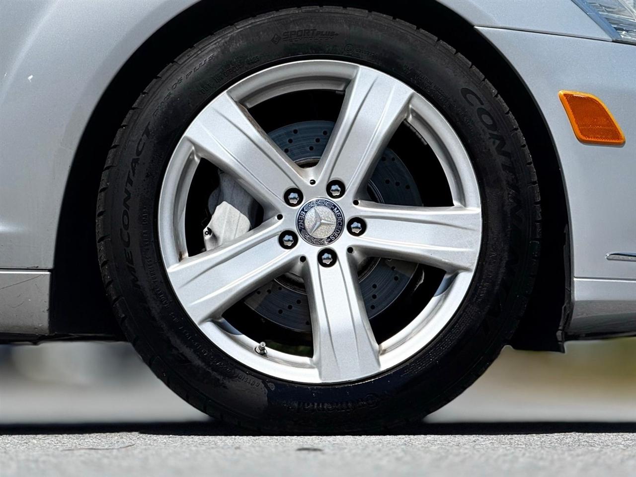 Mercedes-Benz S-Class  2010