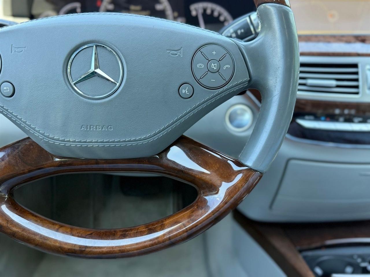 Mercedes-Benz S-Class  2010