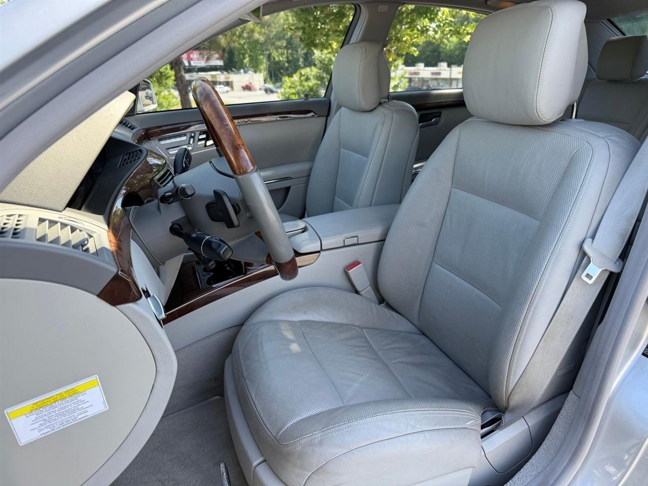 Mercedes-Benz S-Class  2010