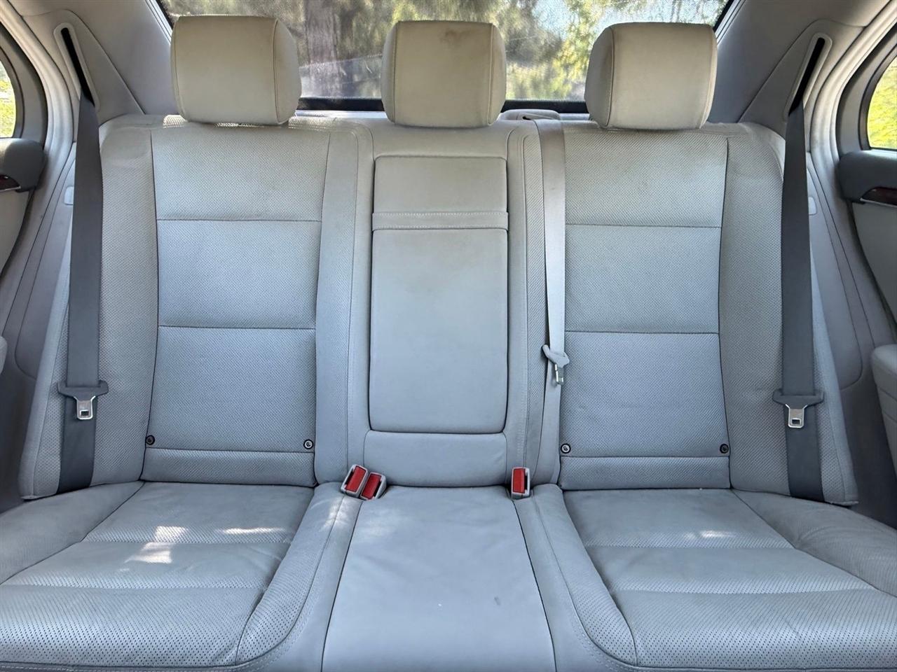 Mercedes-Benz S-Class  2010