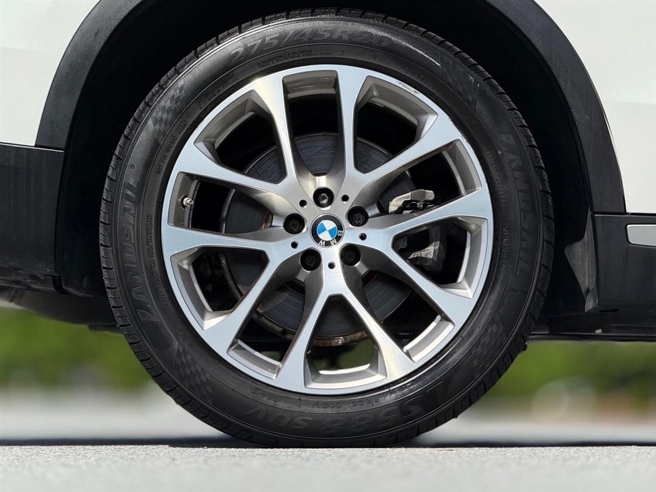 BMW X5  2019