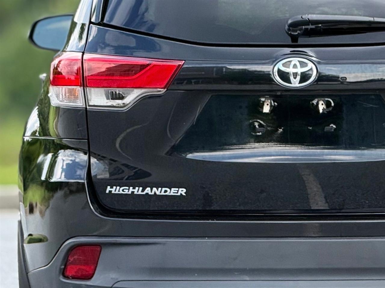 Toyota Highlander  2019