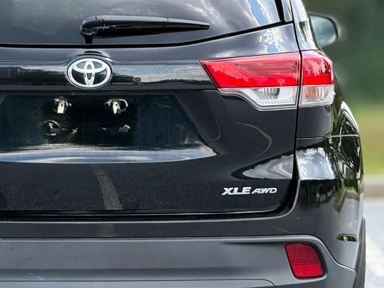 Toyota Highlander  2019