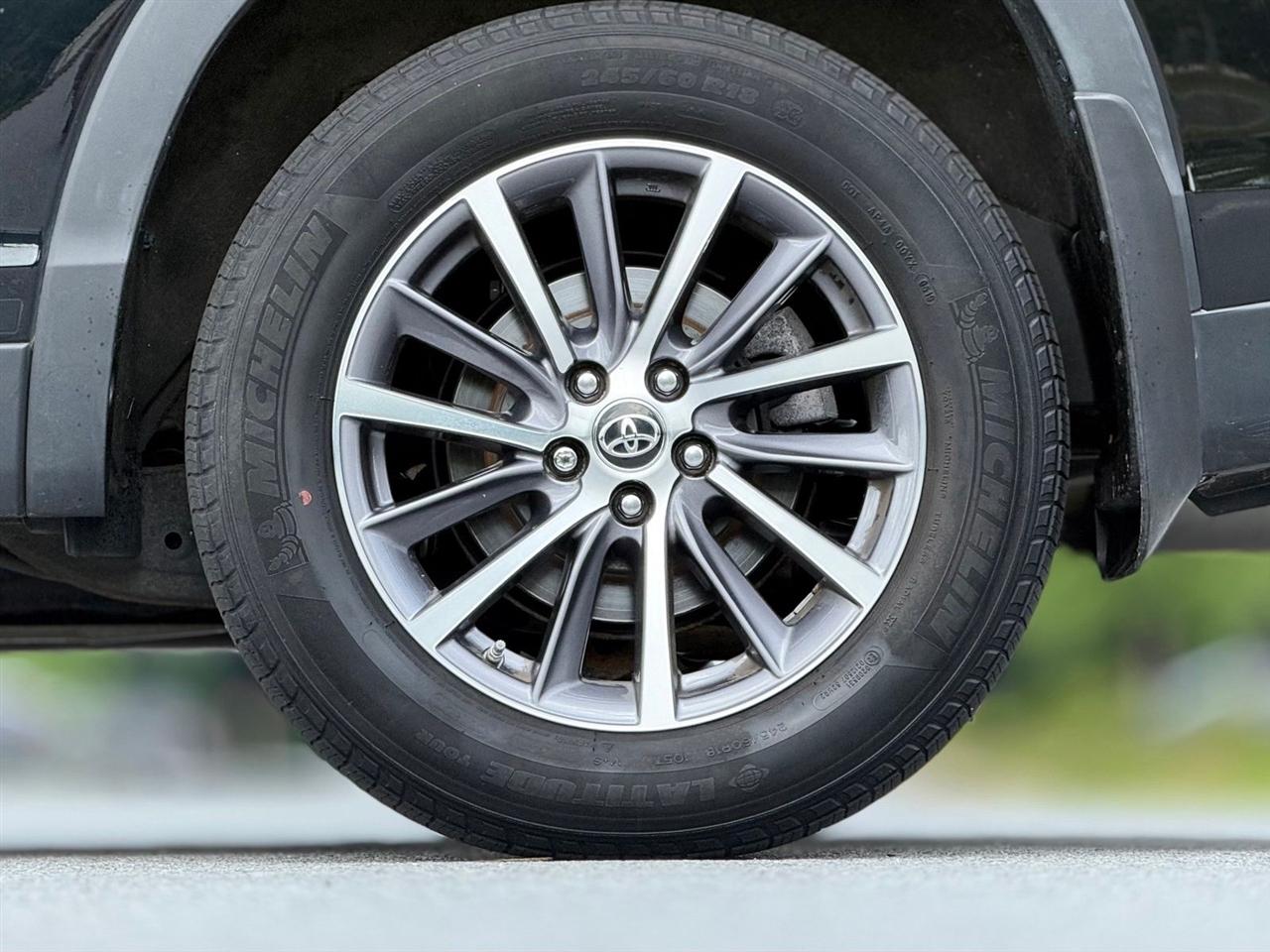 Toyota Highlander  2019