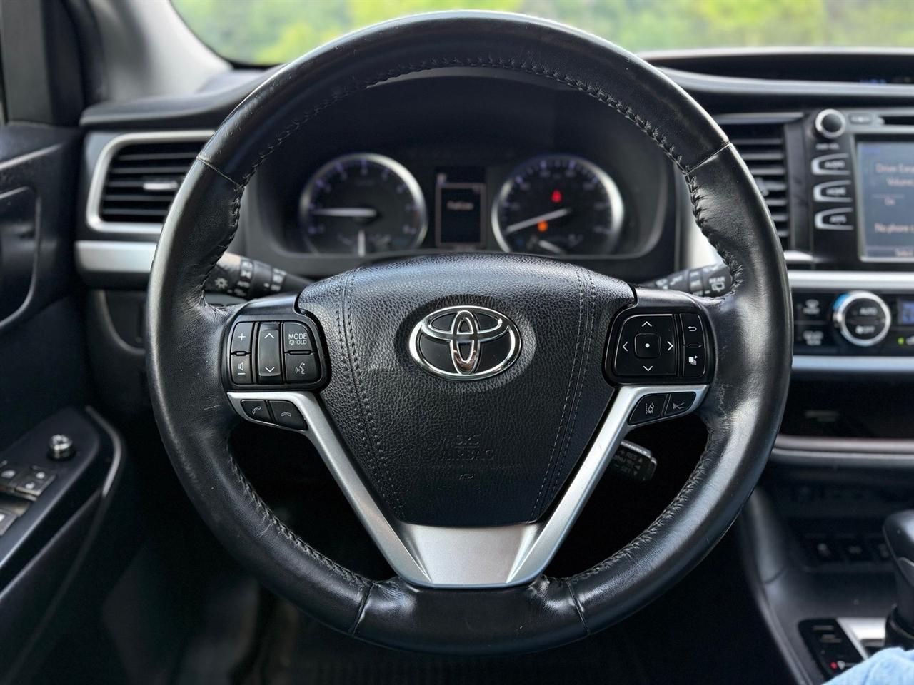 Toyota Highlander  2019