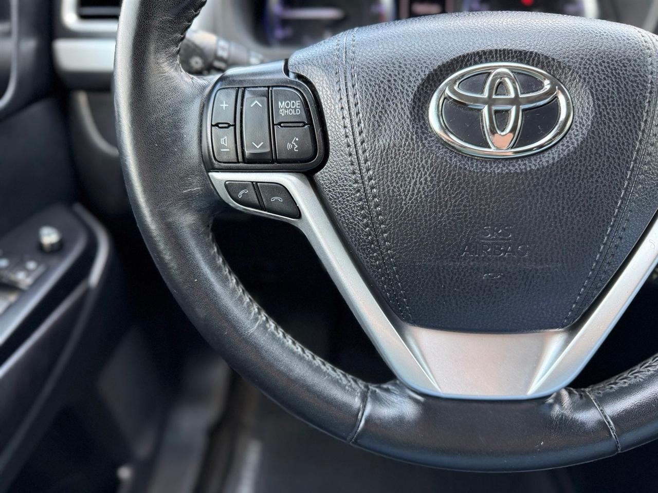 Toyota Highlander  2019