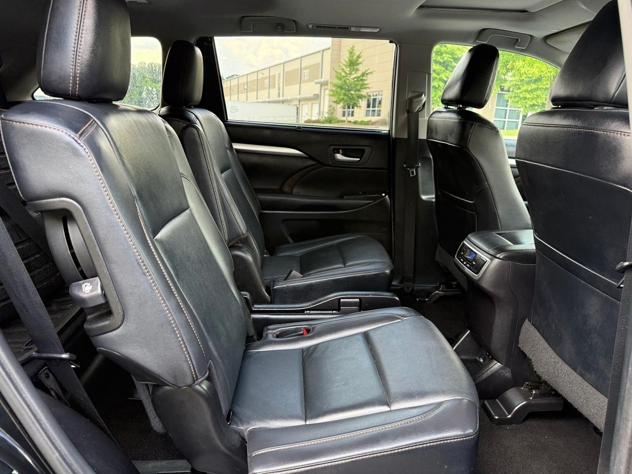 Toyota Highlander  2019