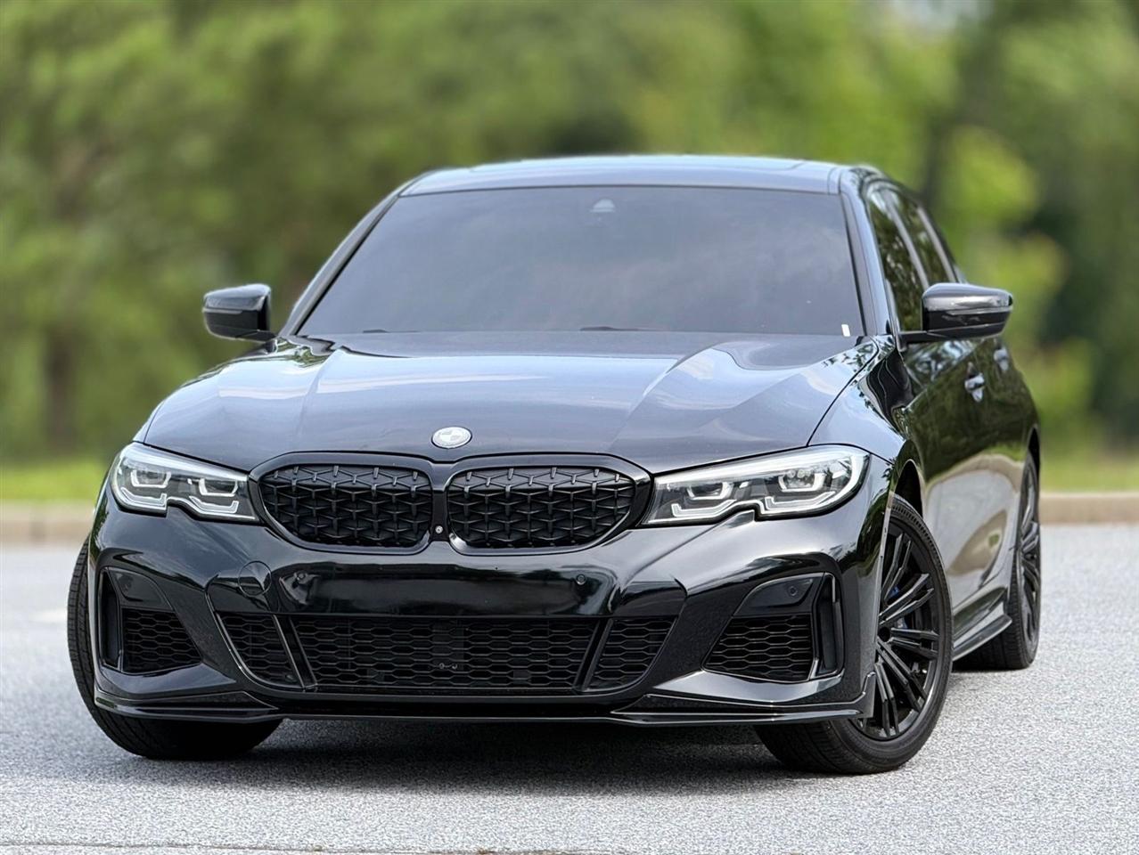 BMW 3 Series  2020