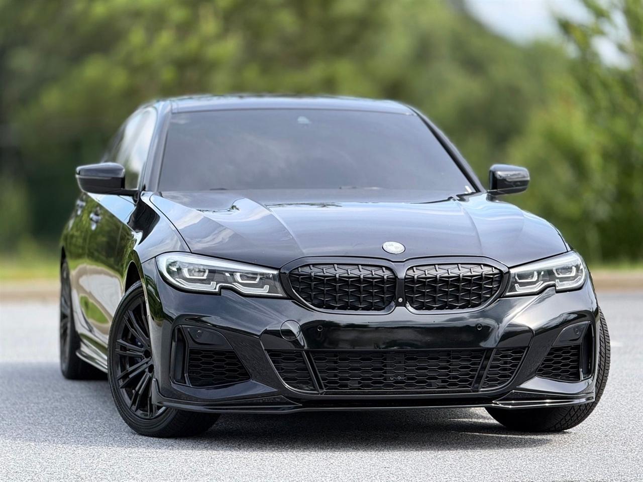 BMW 3 Series  2020