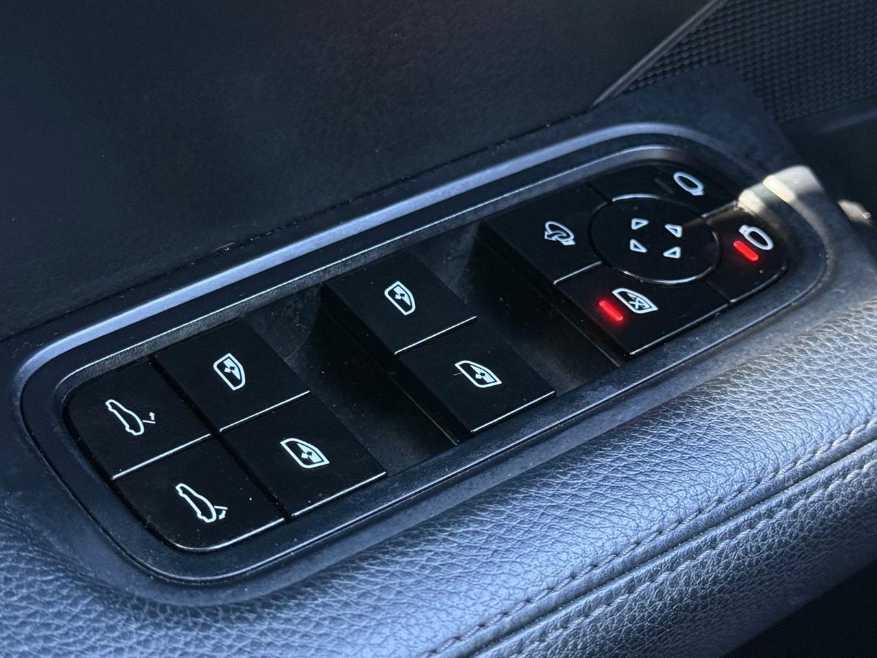 Porsche Cayenne  2021