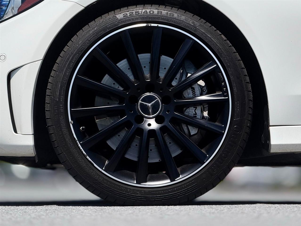 Mercedes-Benz C-Class  2021