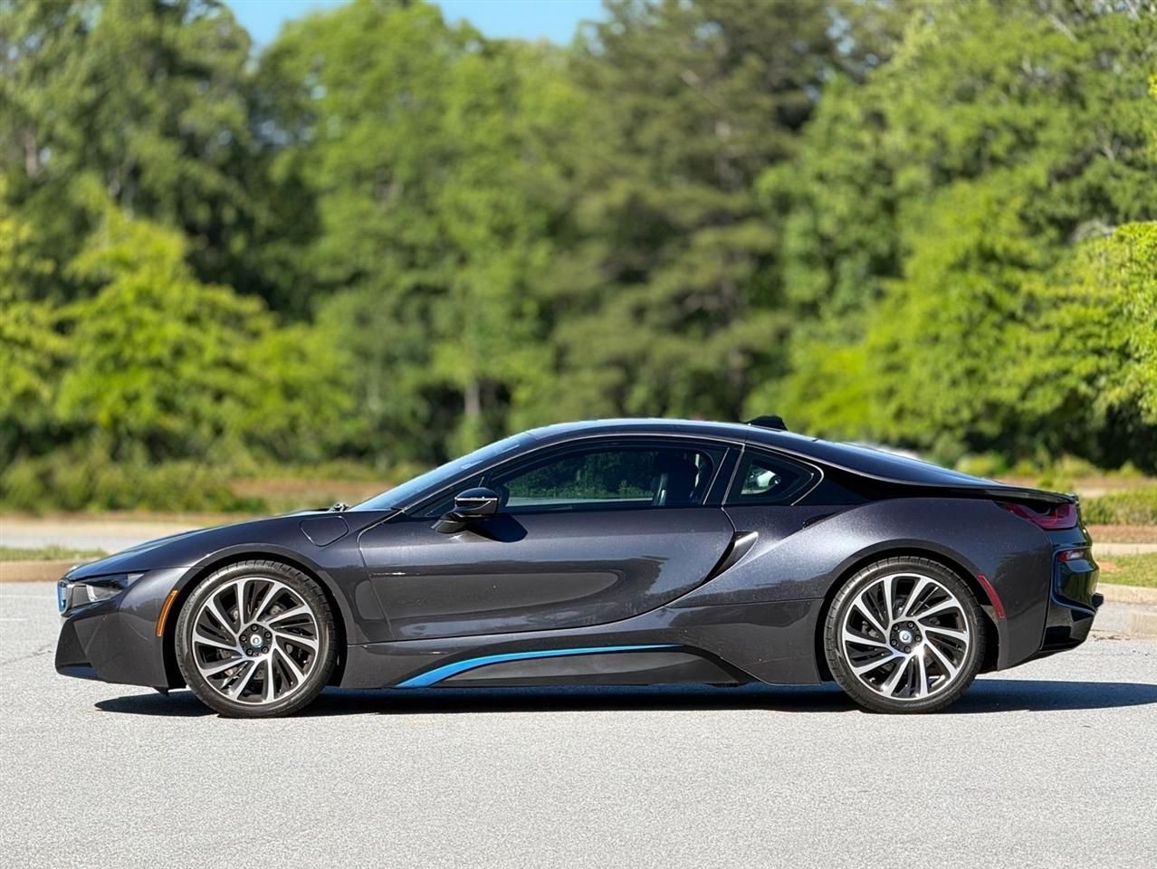 BMW i8  2015