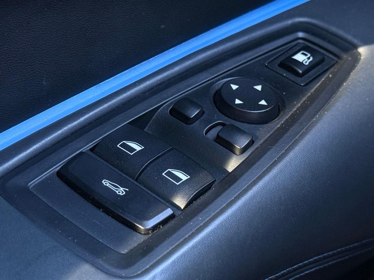 BMW i8  2015